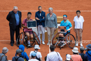 Tokito Oda and Alfie Hewett with the trophy after the Men’s Wheelchair Singles final at Roland Garros Grand Slam Tournament - Day 14 on June 10, 2023 in Paris, France.
